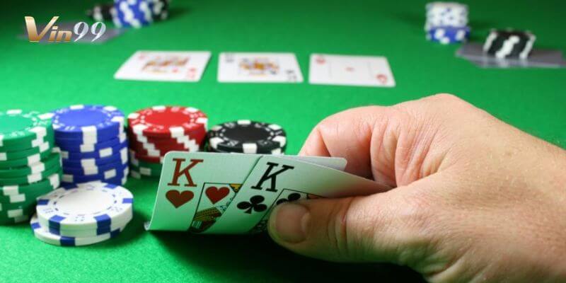 Cược thủ cần nắm rõ về những quy tắc cơ bản của trò chơi Baccarat.